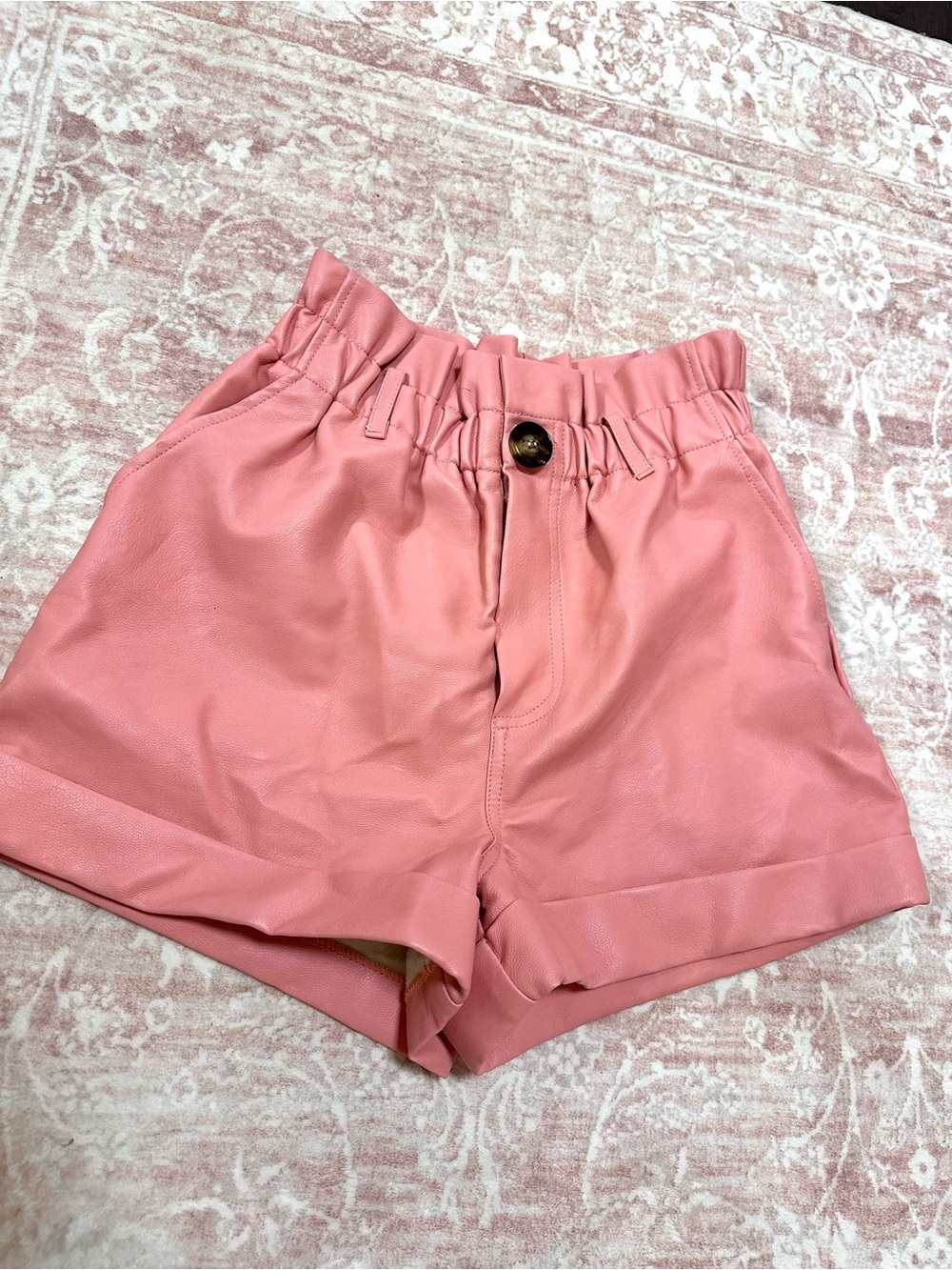 Topshop 🪷 Leather Paper Bag Cuffed Shorts - Picture 2 of 11